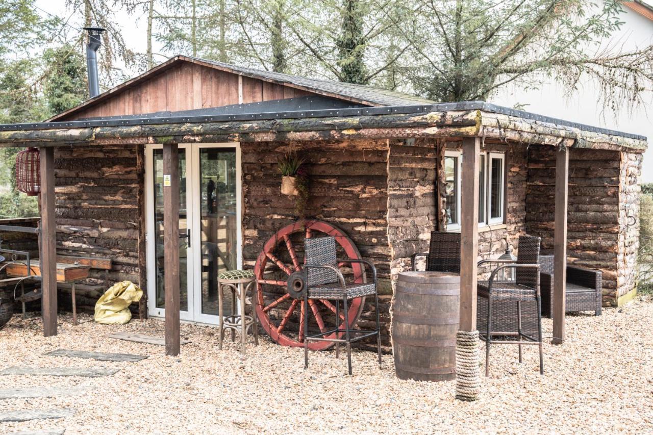 Greenvale Cabins Forkhill エクステリア 写真